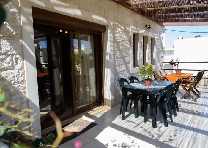 Stone And Wood Villa Chersonissos